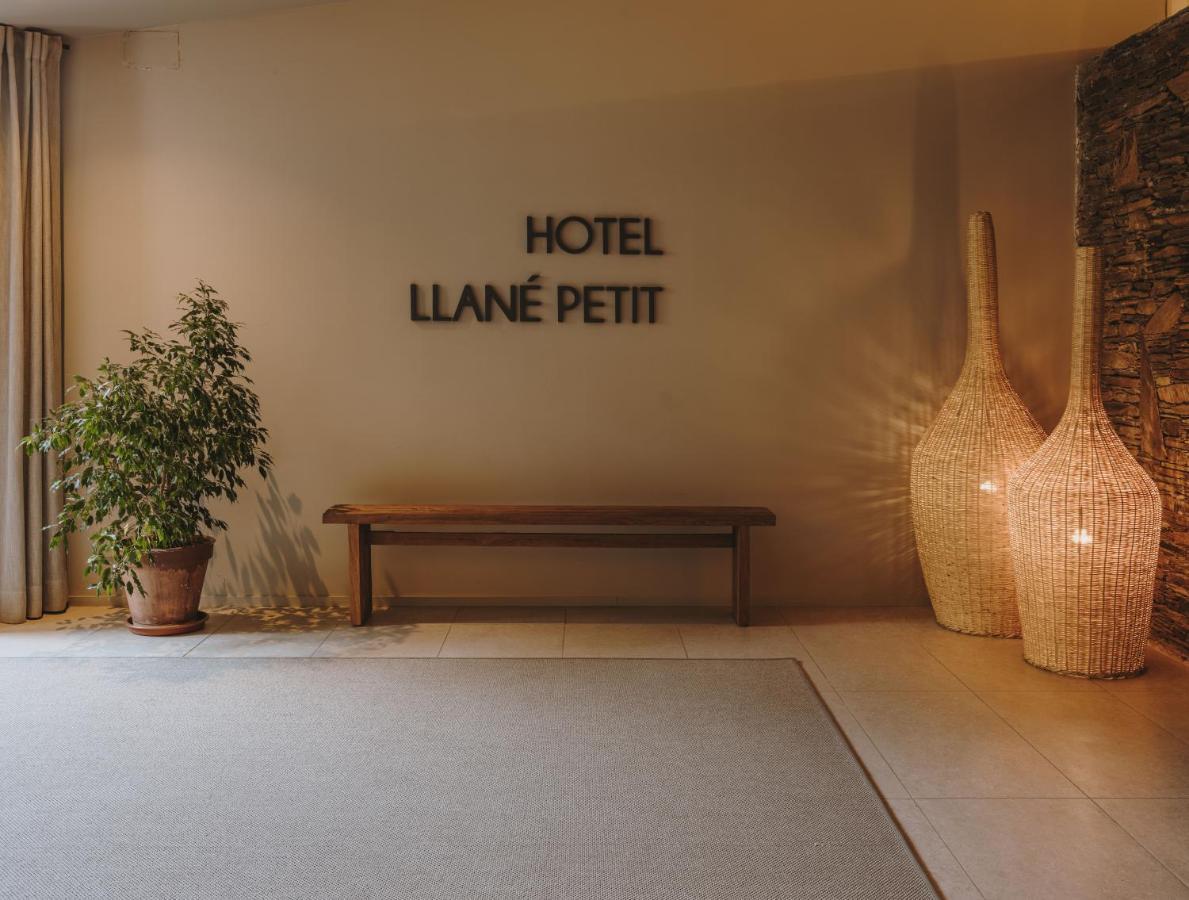 Llane Petit Hotel